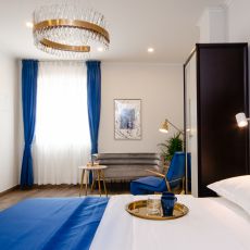Deluxe king room accommodation rooms